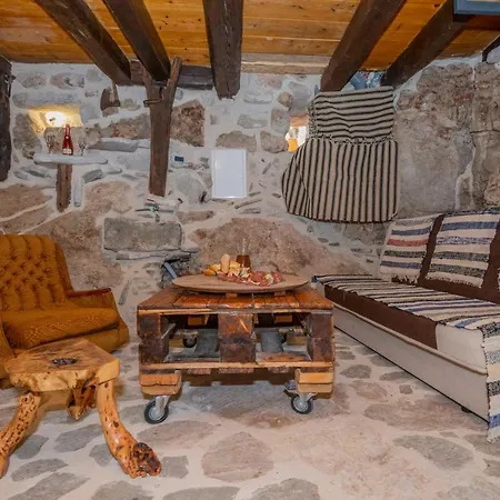 Holiday home The Old Stable 1861 Imotski